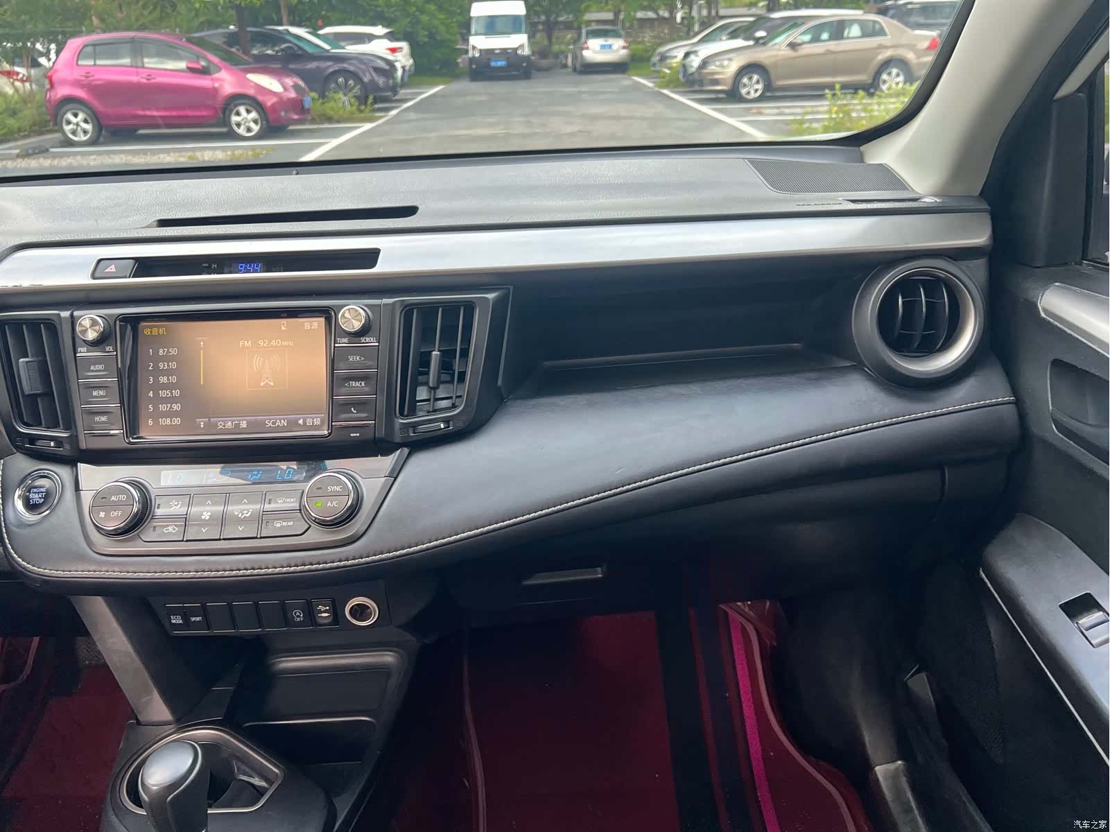 Toyota RAV4, 2019 16