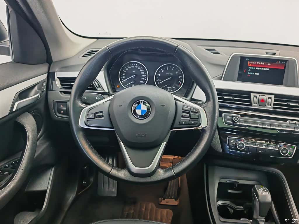BMW X1, 2017 11