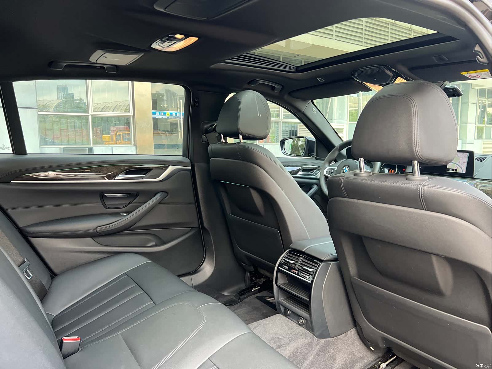 BMW 5 Series, 2018 9