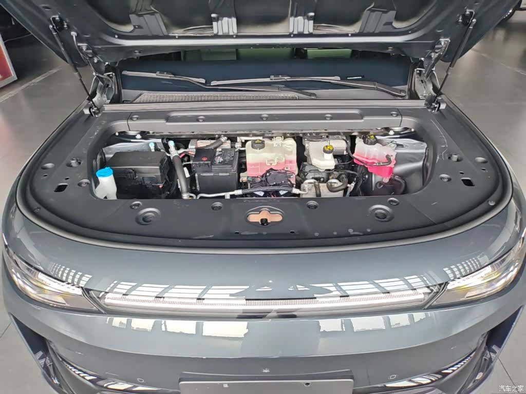 Leapmotor C16, 2025 20