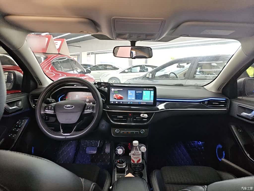 Ford Focus, 2021 10