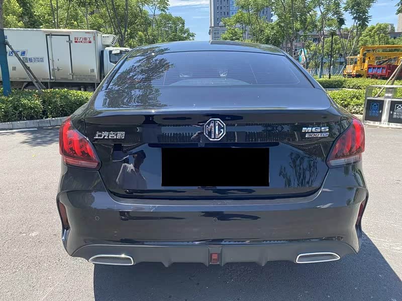 MG MG5