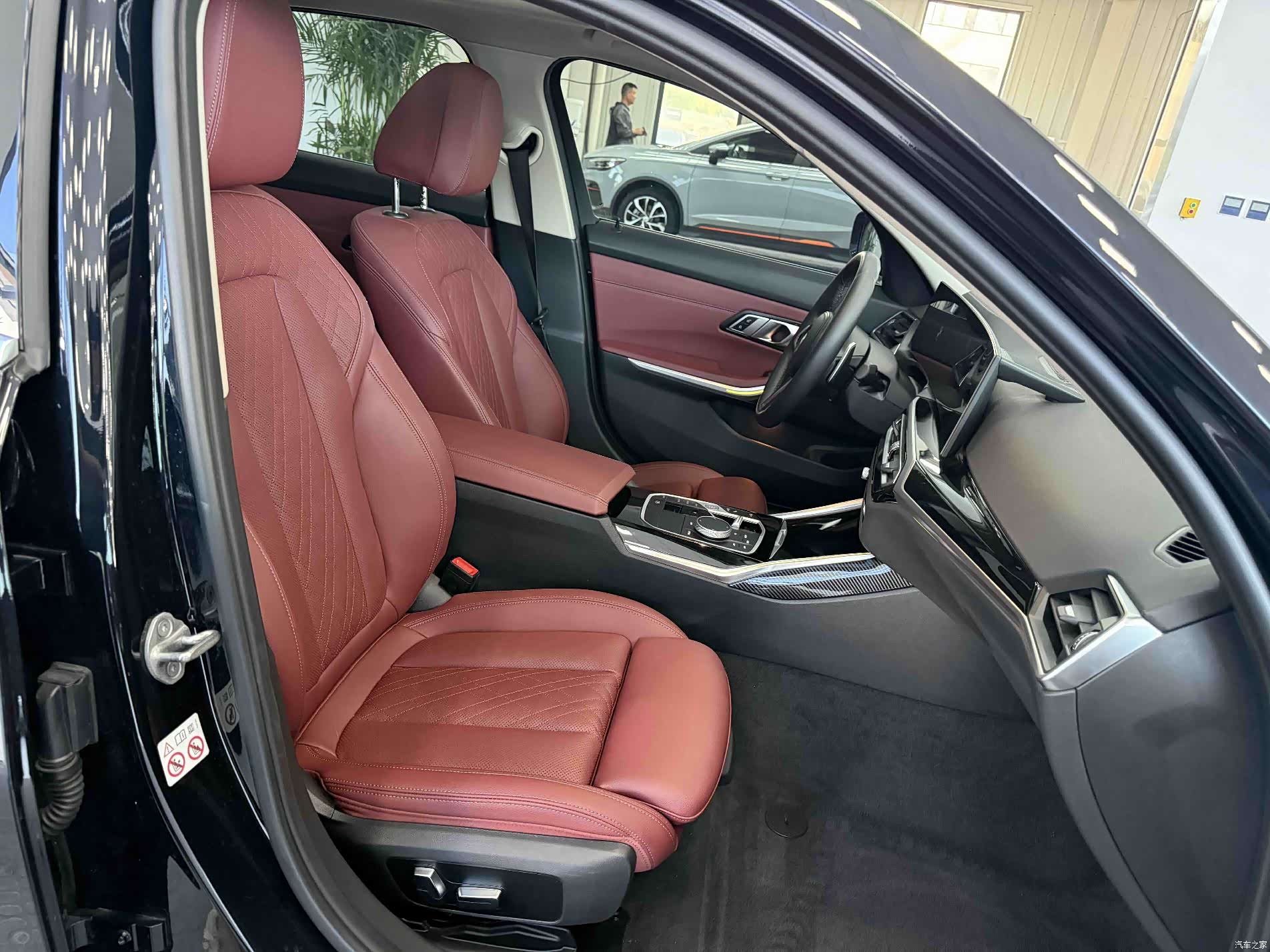 BMW 3 Series, 2023 16