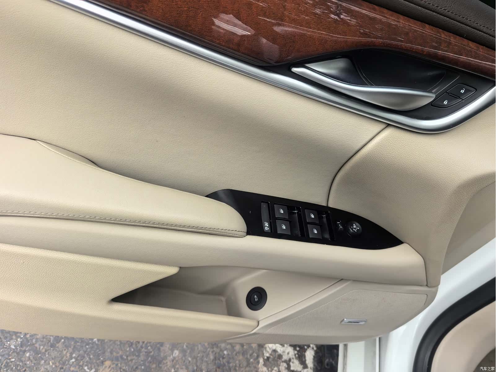 Cadillac XTS, 2017 2