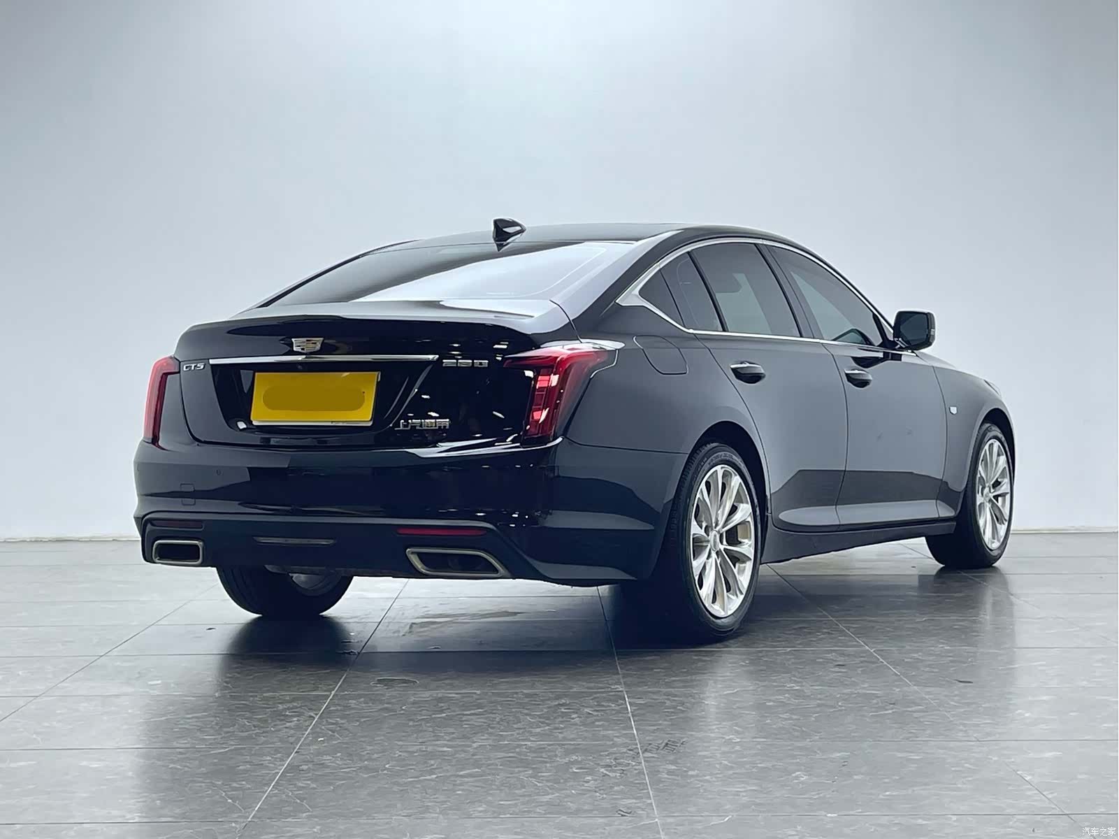 Cadillac CT5, 2023 3