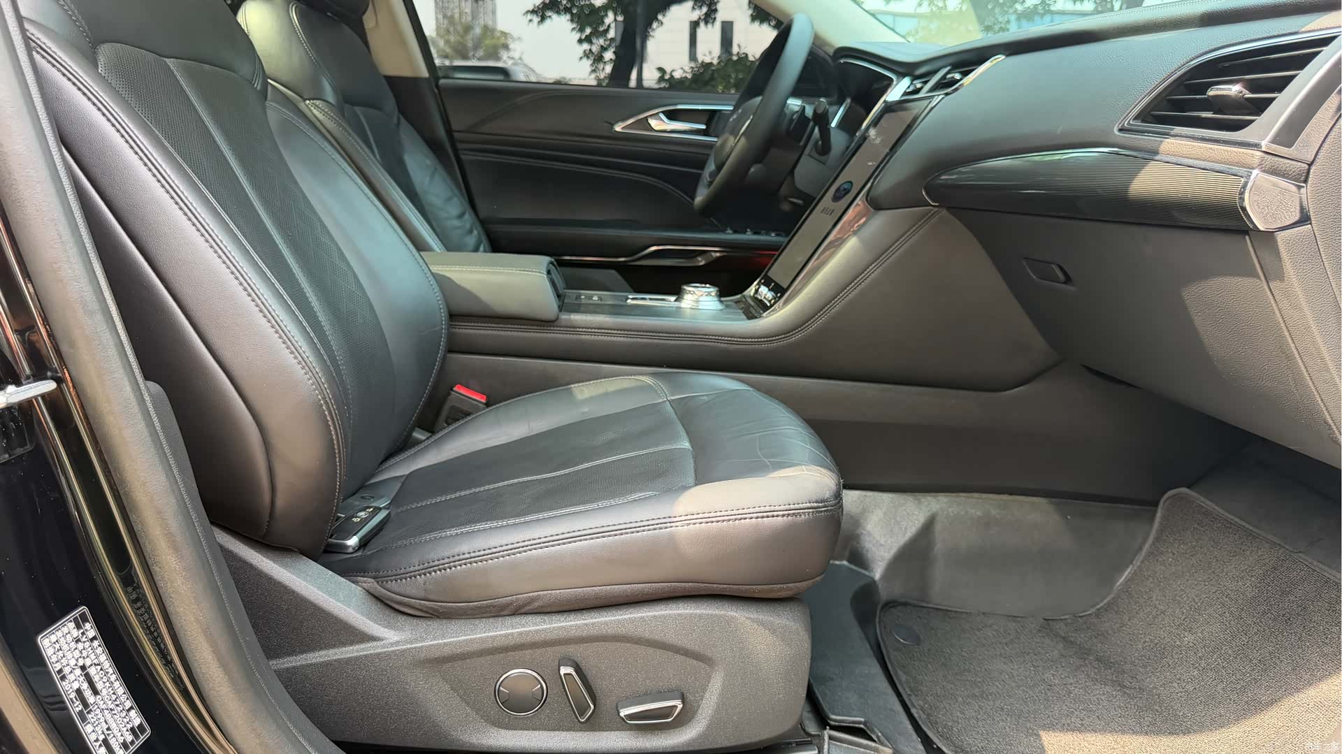 Ford Taurus, 2020 12