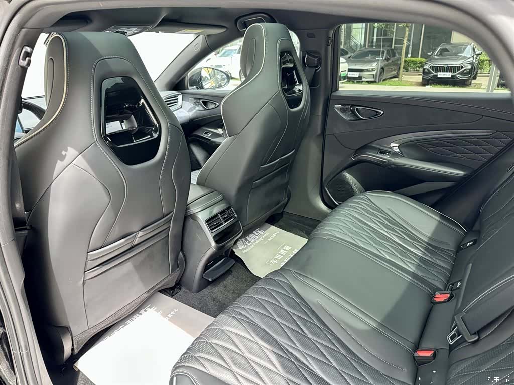 BYD Seal, 2023 10