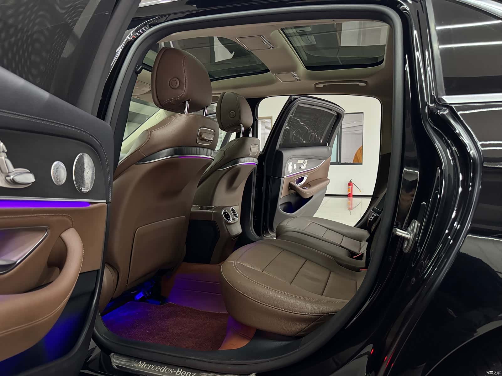 Mercedes-Benz E-Class, 2020 14