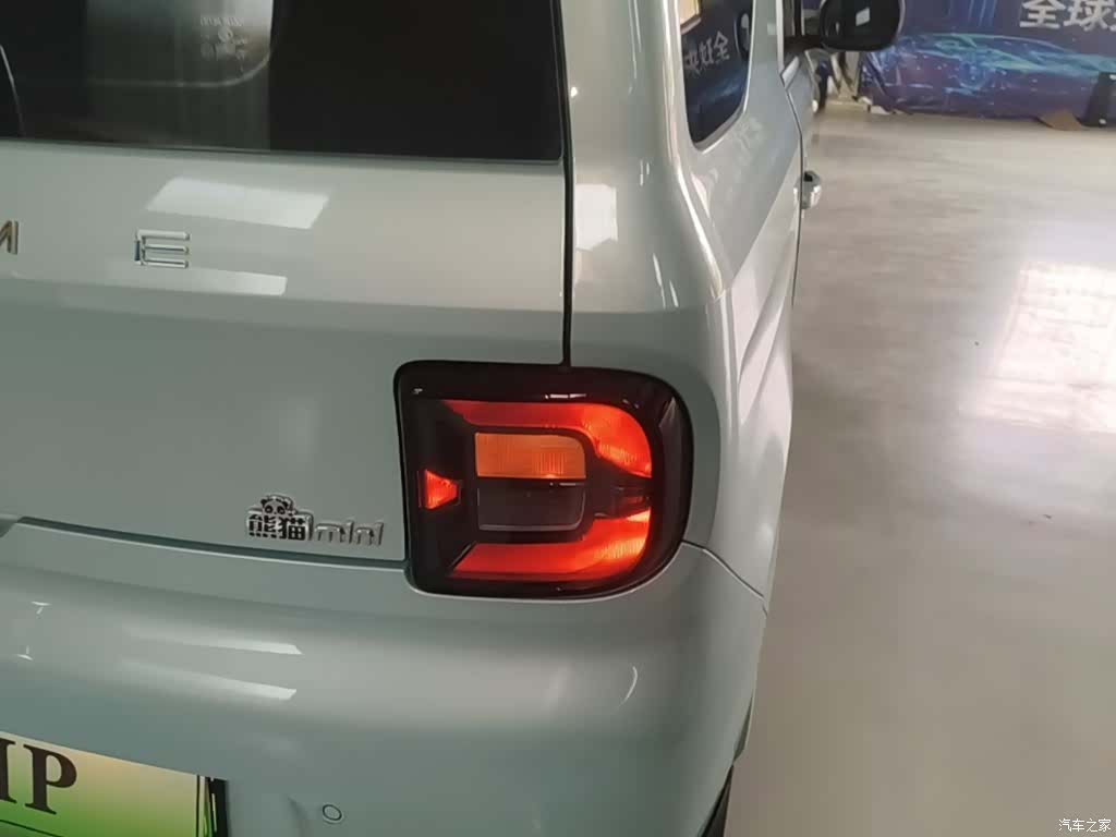 Geely Panda, 2025 8