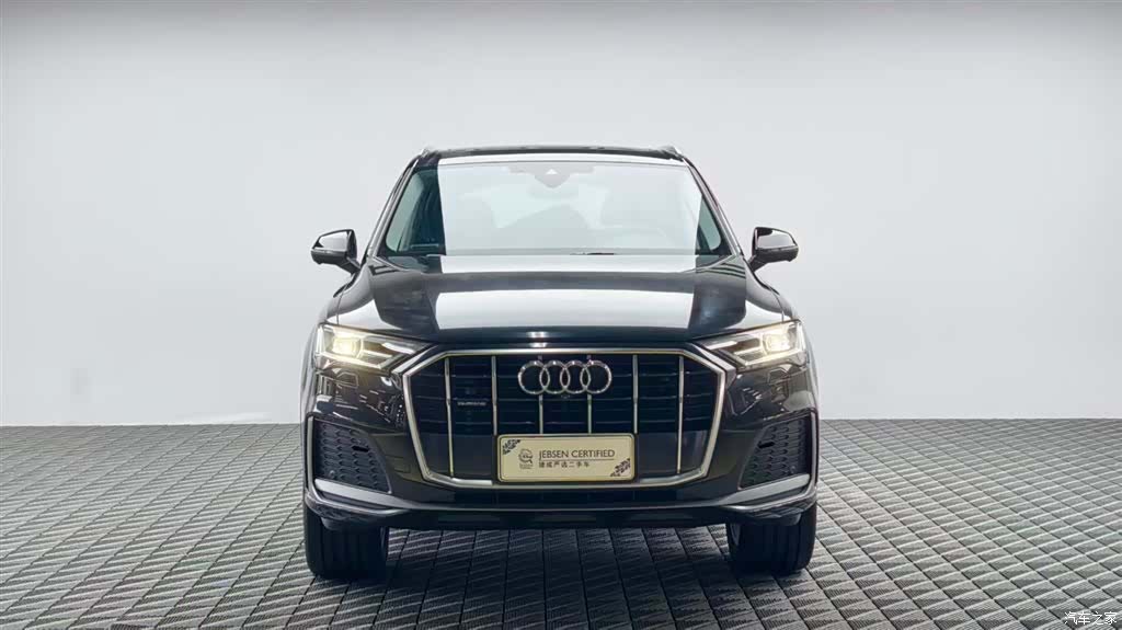 Audi Q7, 2023 2