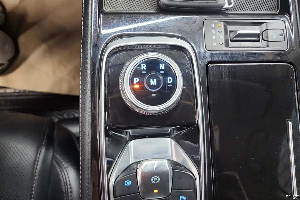Ford Equator, 2022 16