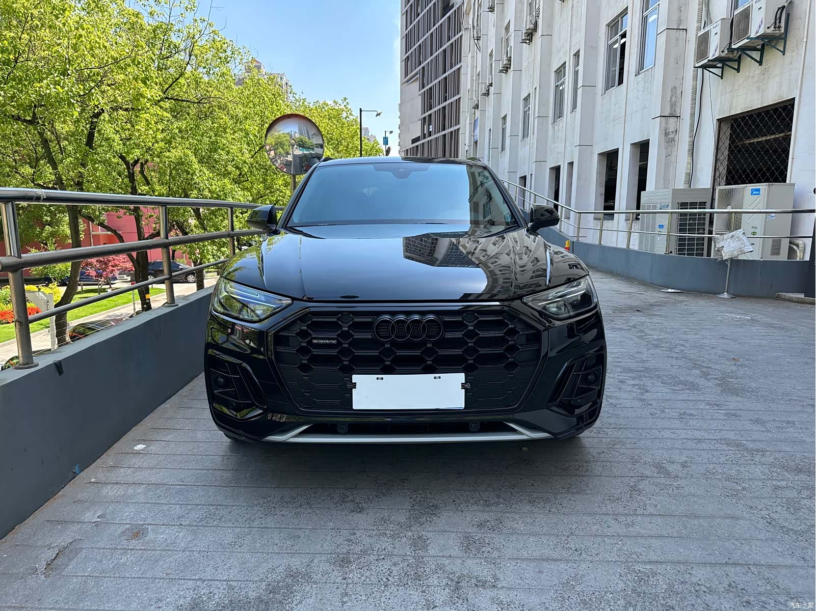 Audi Q5L, 2022 2