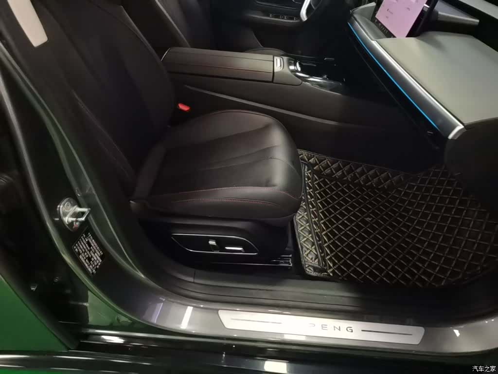 Xpeng P7, 2022 25
