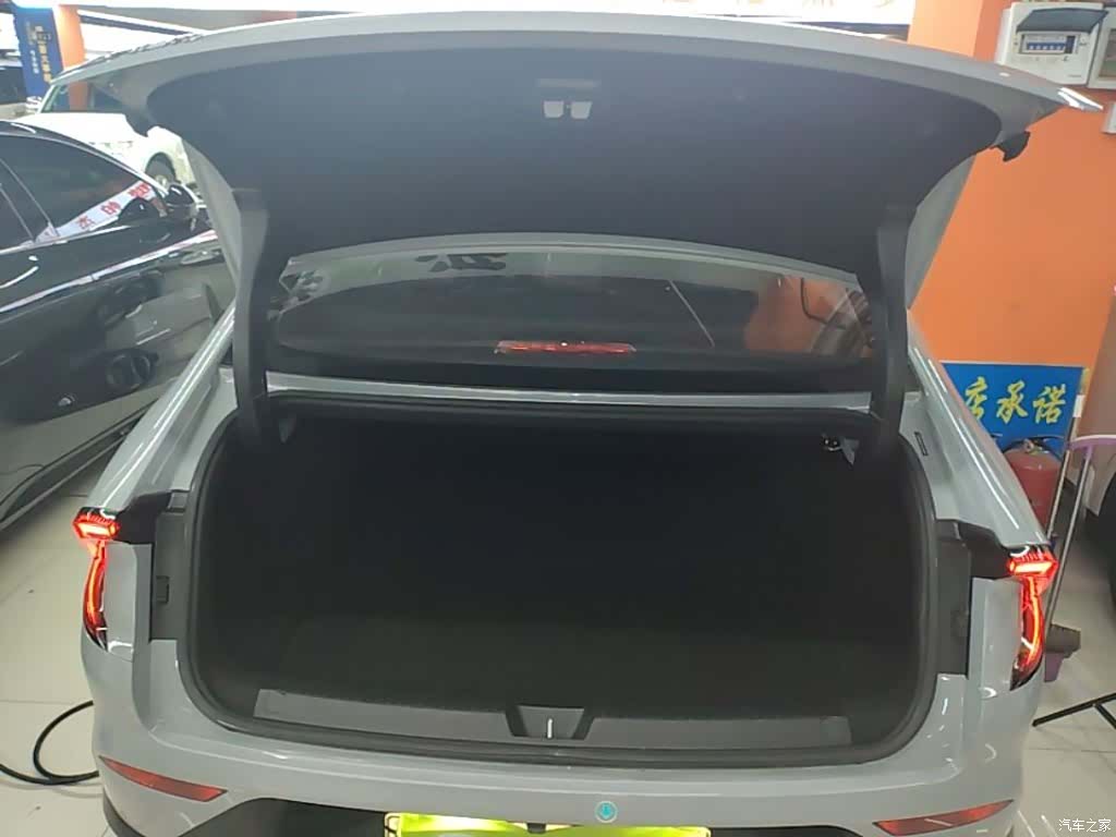 Wuling Starlight, 2024 19