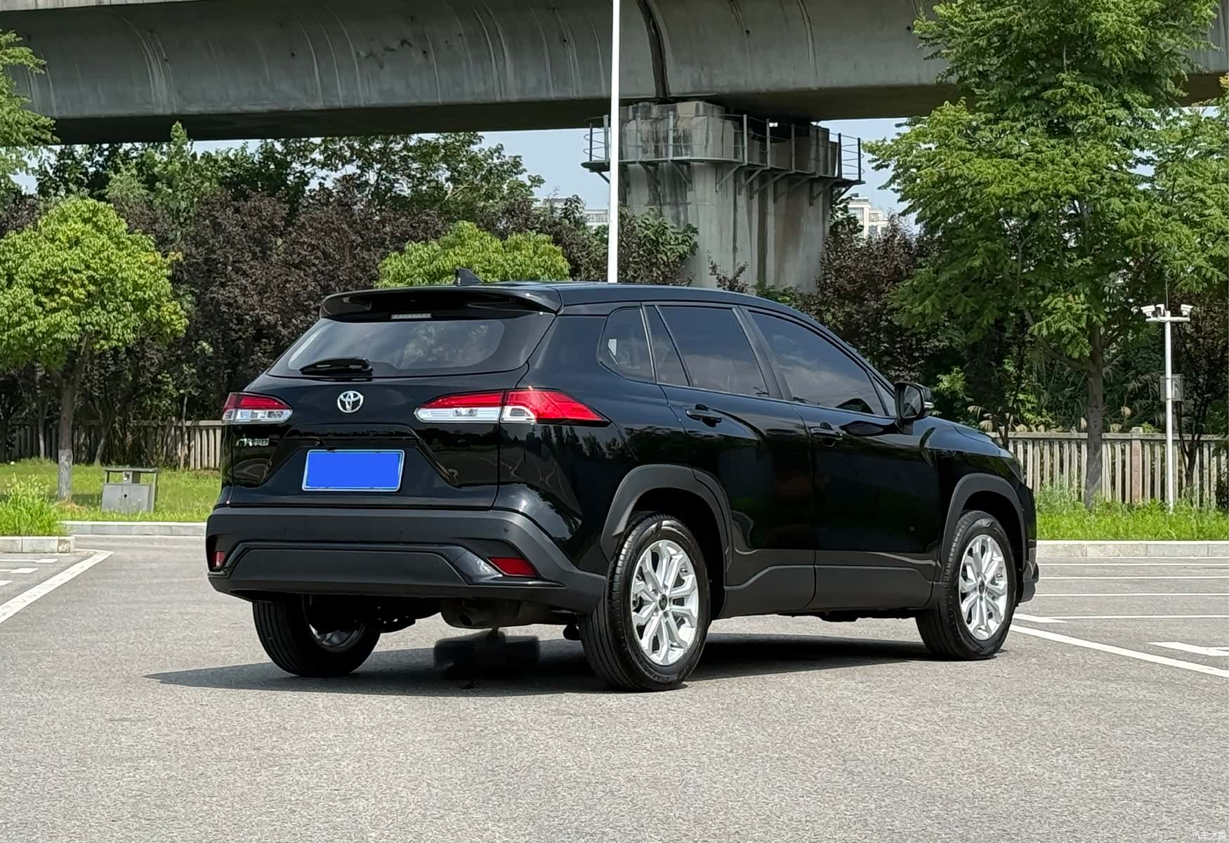 Toyota Frontlander, 2023 6