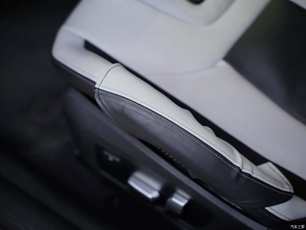 BMW M4, 2023 33