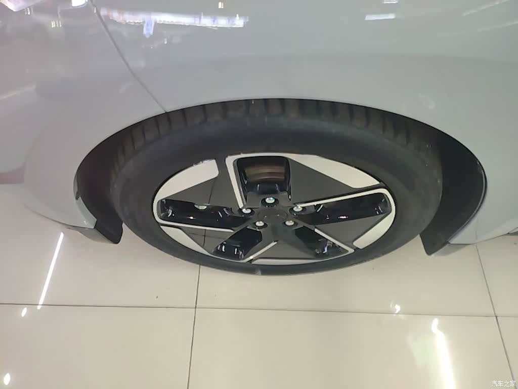 Wuling Starlight, 2024 23