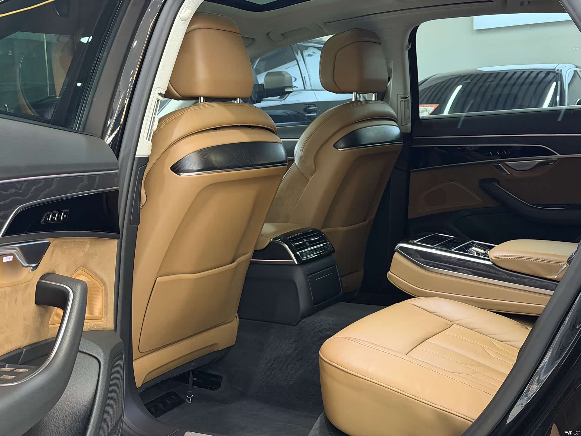 Audi A8L, 2020 9