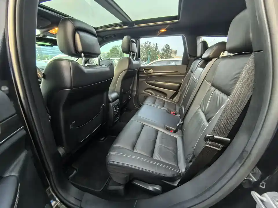 Jeep Grand Cherokee Jeep Grand Cherokee