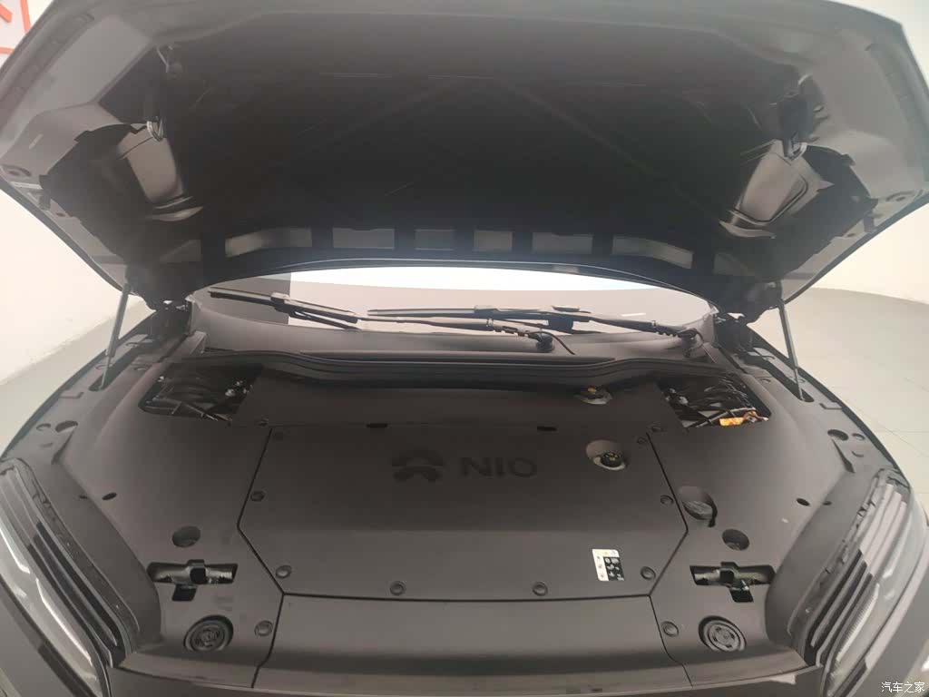 NIO ET5, 2024 6