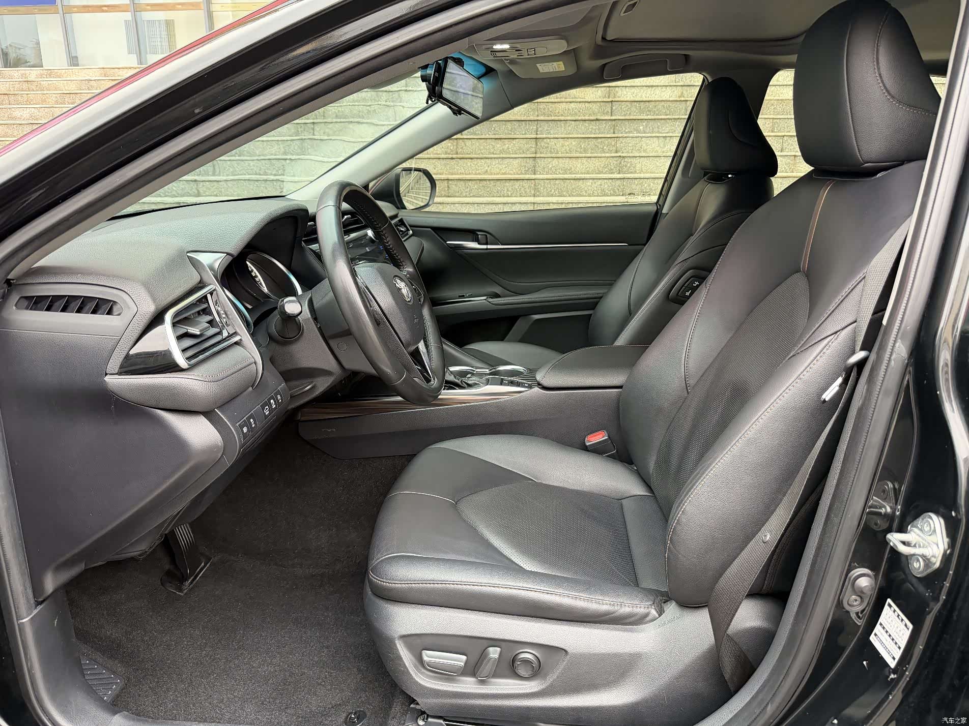 Toyota Camry, 2019 13