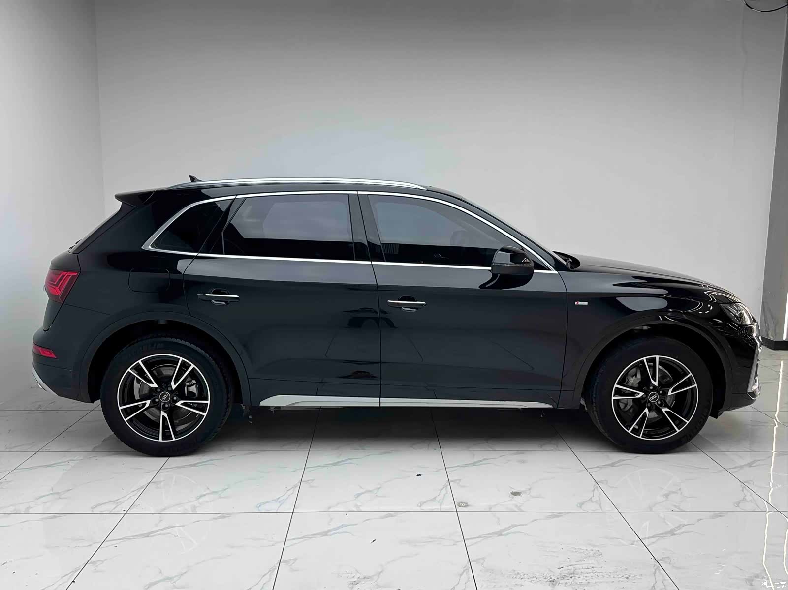 Audi Q5L, 2022 17