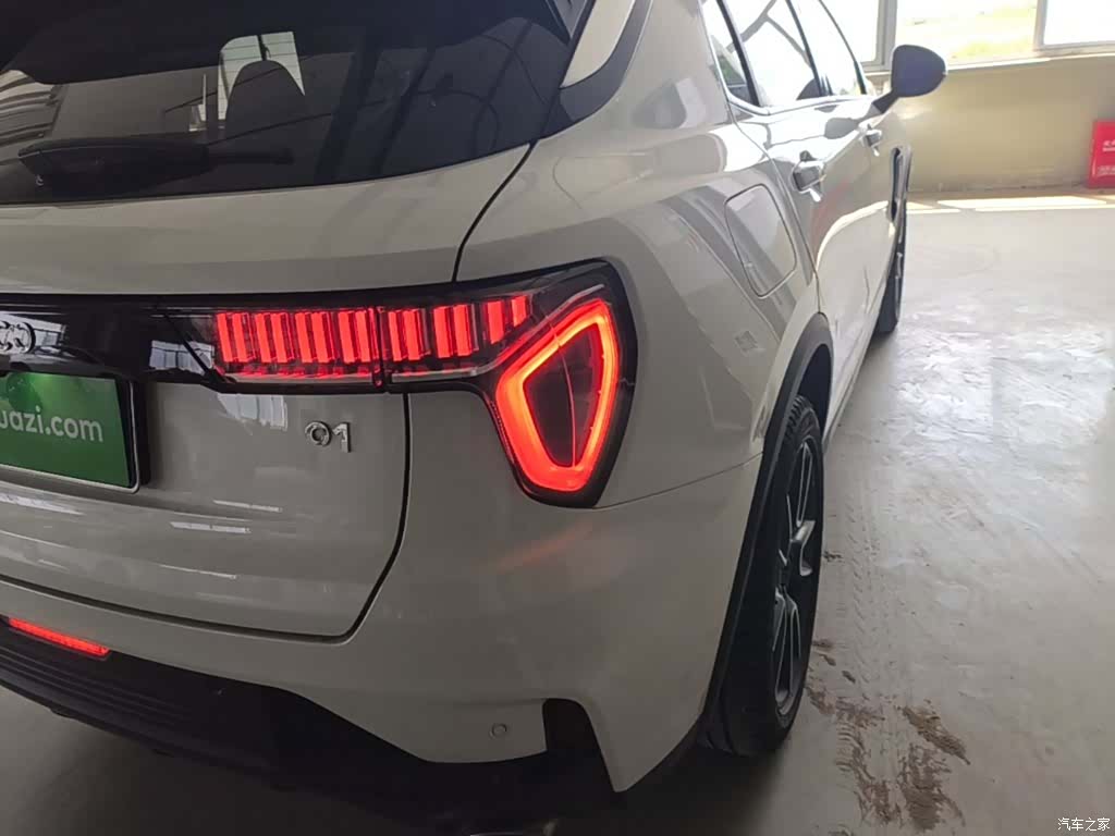 Lynk & Co 01, 2023 8