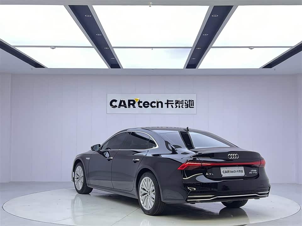 Audi A7L