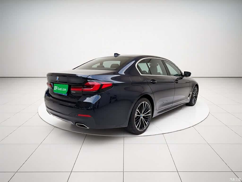 BMW 5 Series, 2022 6