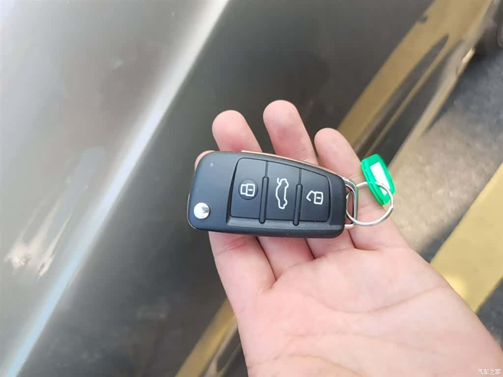 Audi Q3, 2017 9