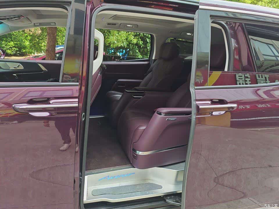 Buick Century, 2024 4