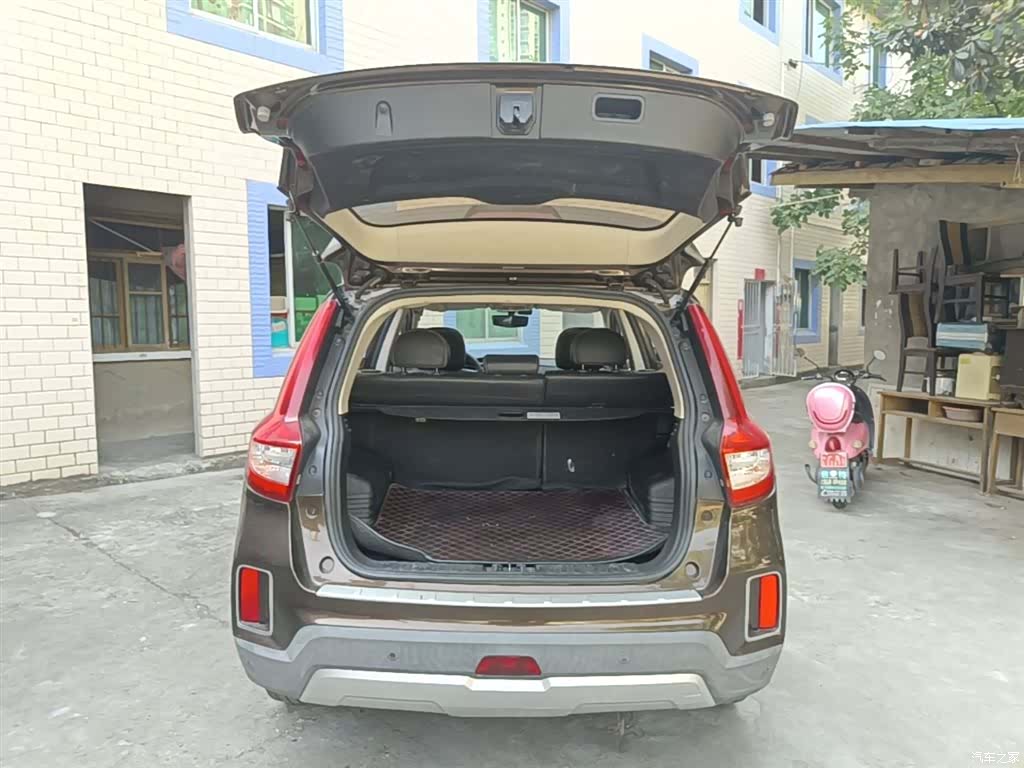 Geely X6, 2017 19