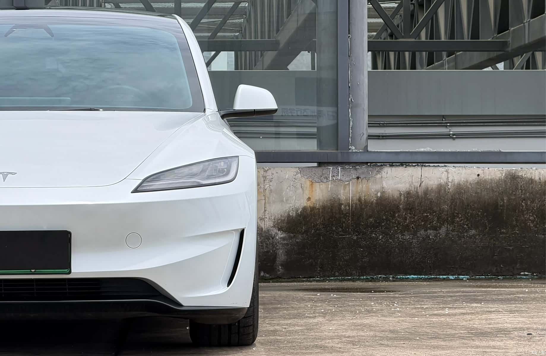 Tesla Model 3, 2024 4