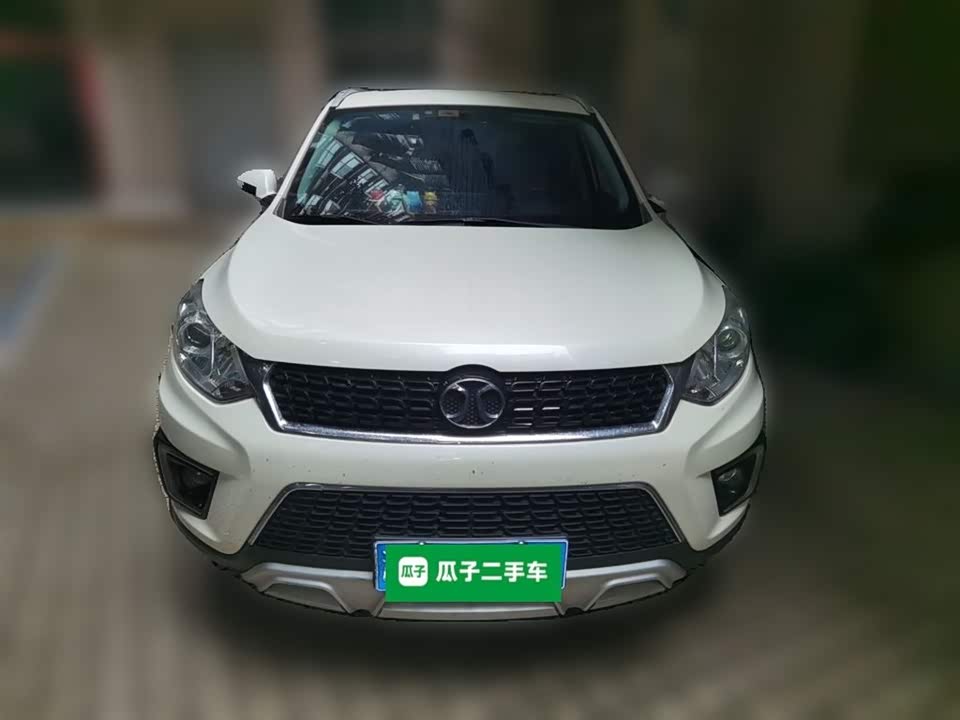 BAIC Shenbao X35