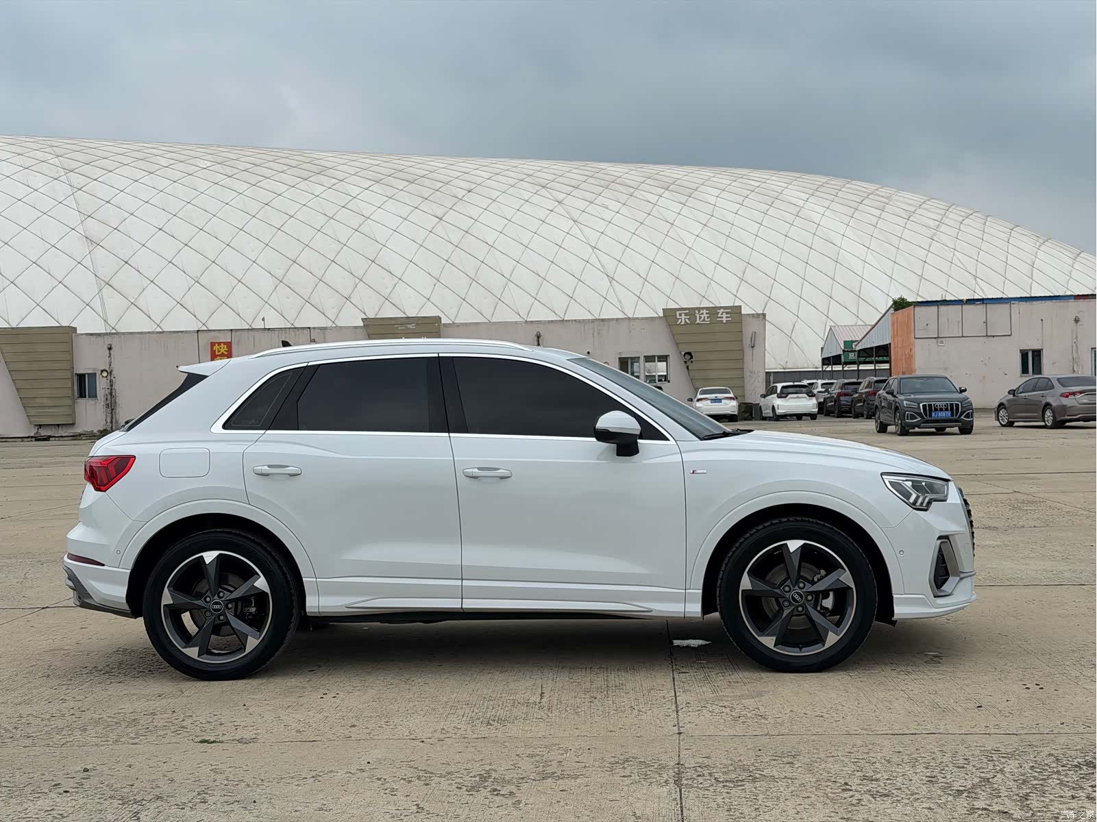 Audi Q3, 2022 4
