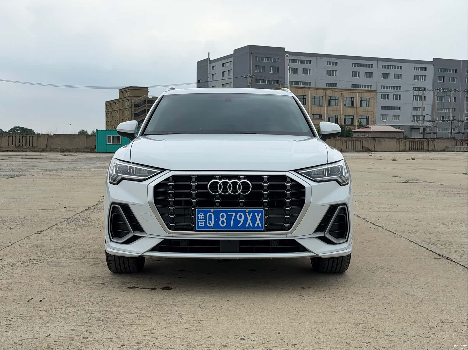 Audi Q3, 2022 2