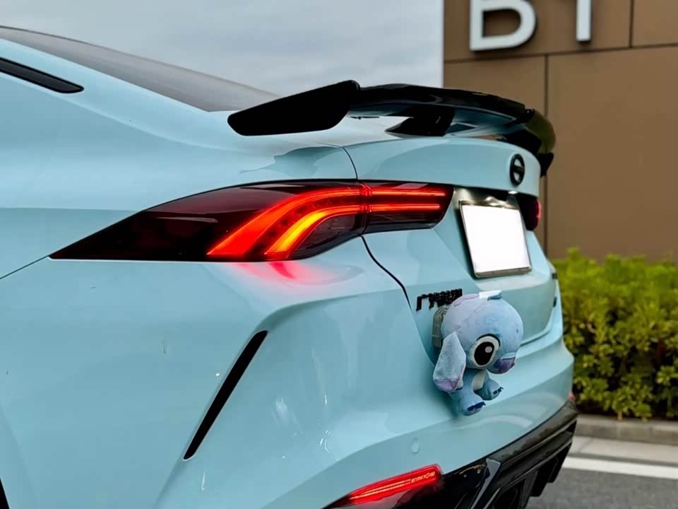 Trumpchi Shadow Leopard