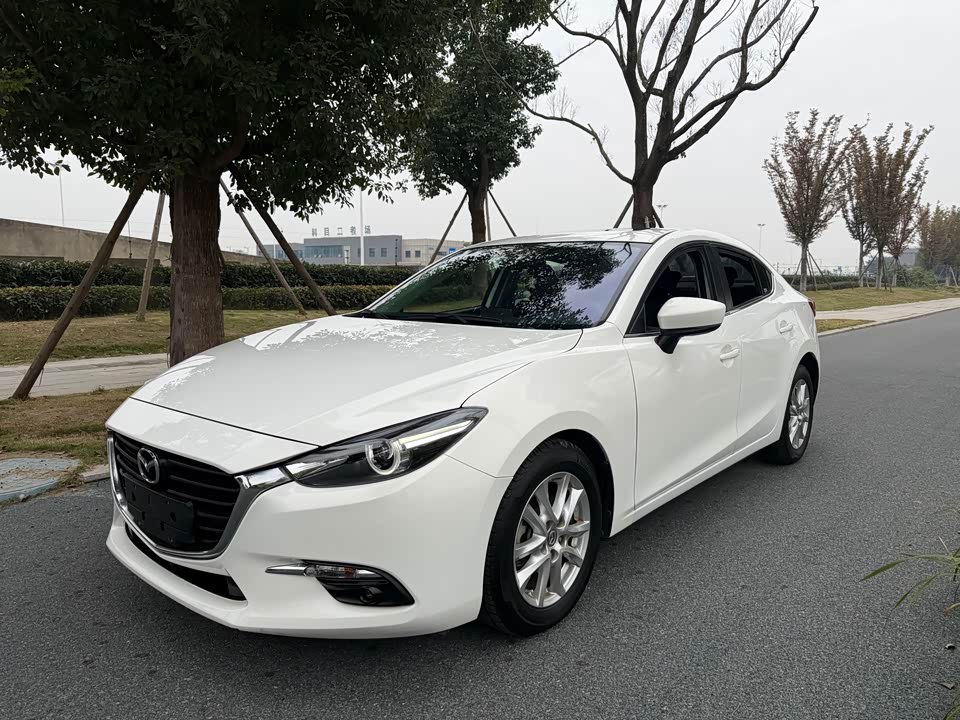 Mazda 3 Angkesaila