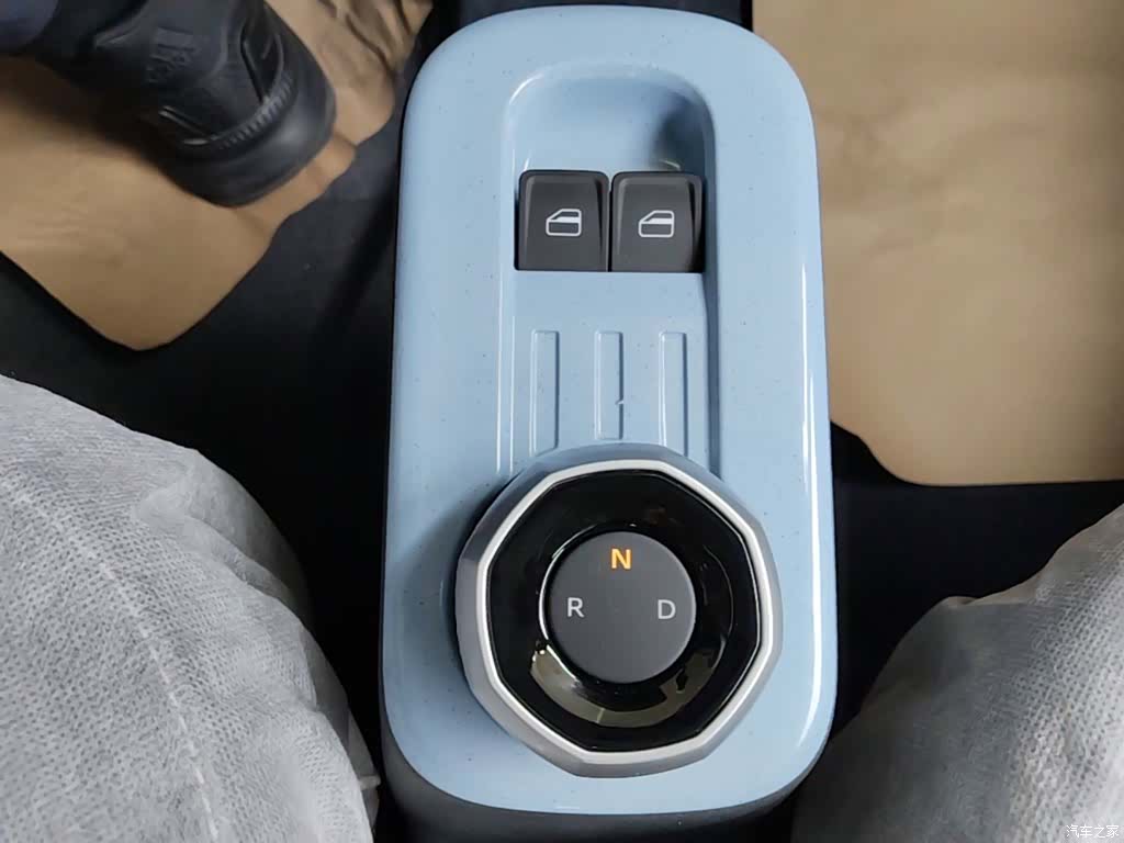 Geely Panda, 2026 10