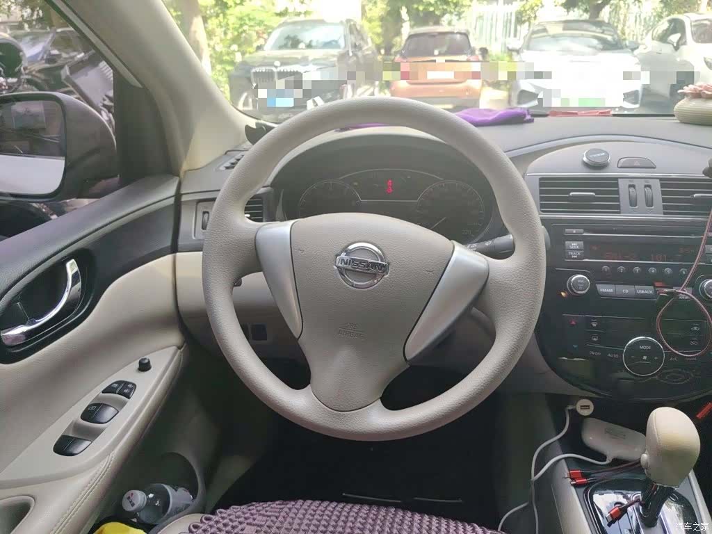 Nissan Tiida, 2014 3
