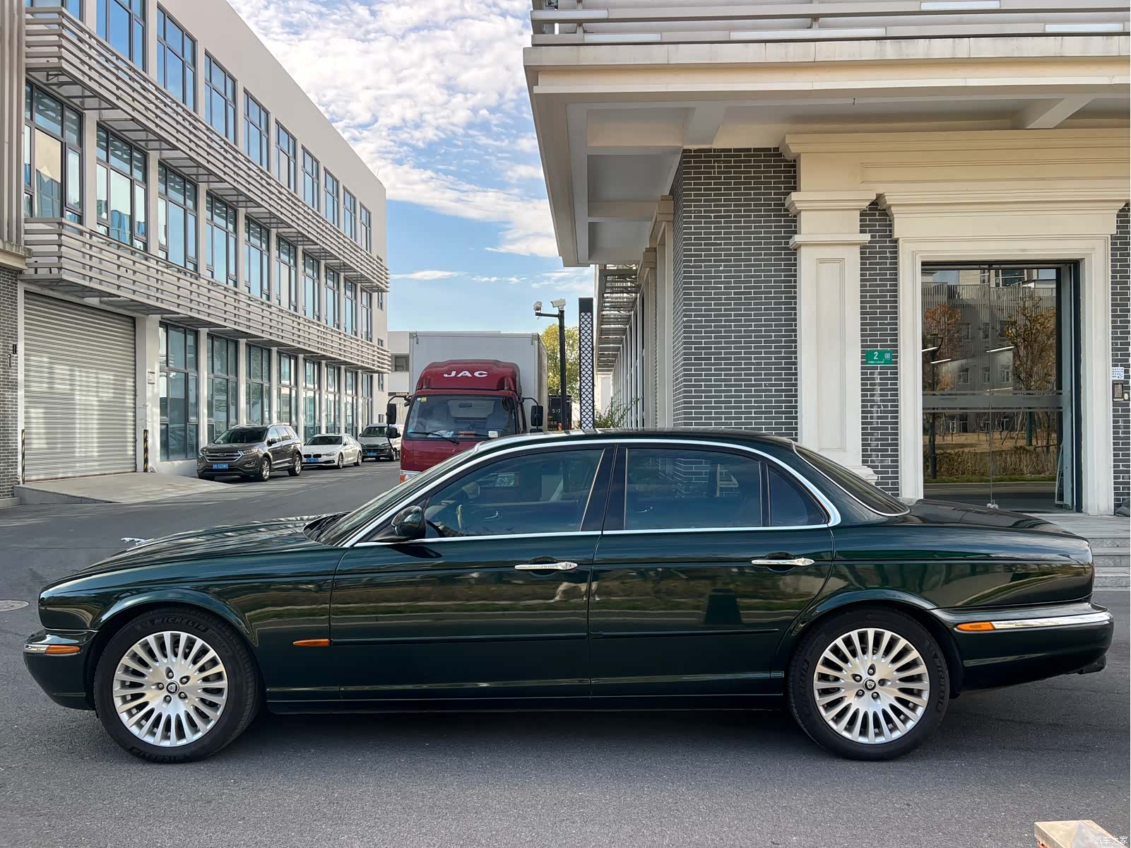 Jaguar XJ, 2005 7