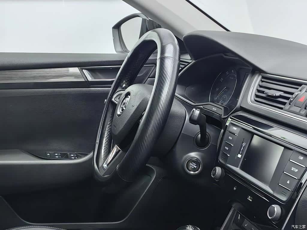 Skoda Superb, 2017 22