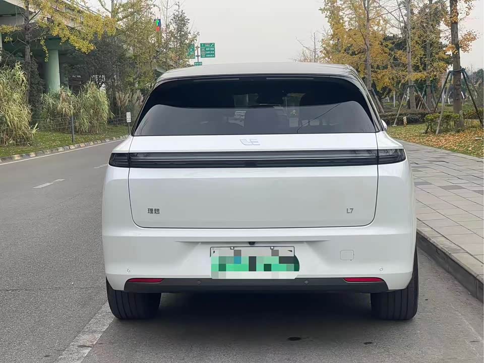 Li Auto Ideal L7