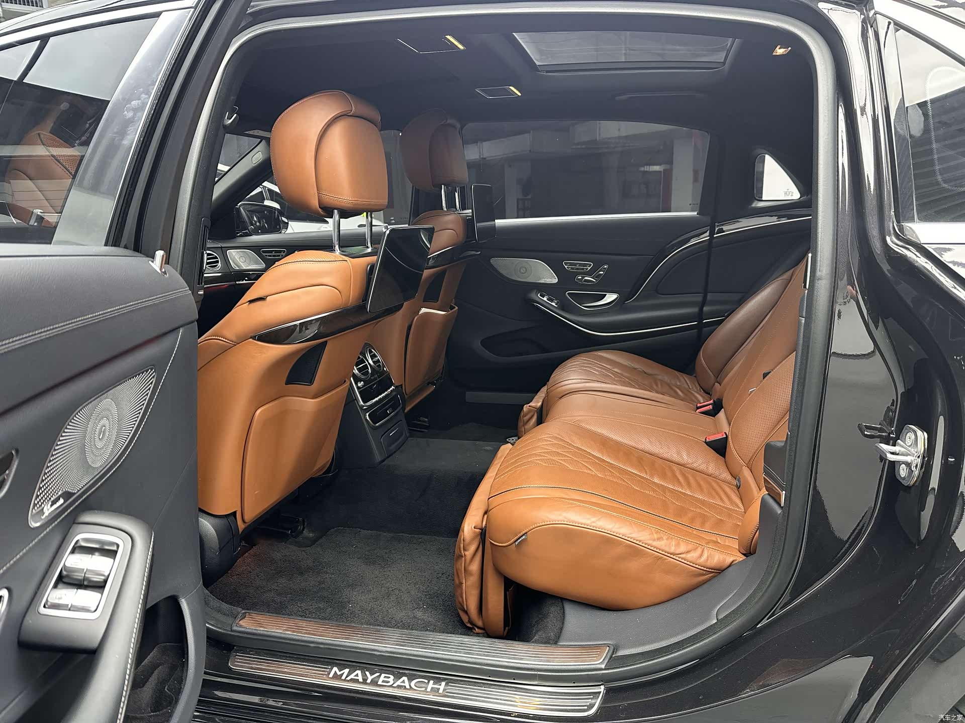 Maybach S-Class, 2020 9