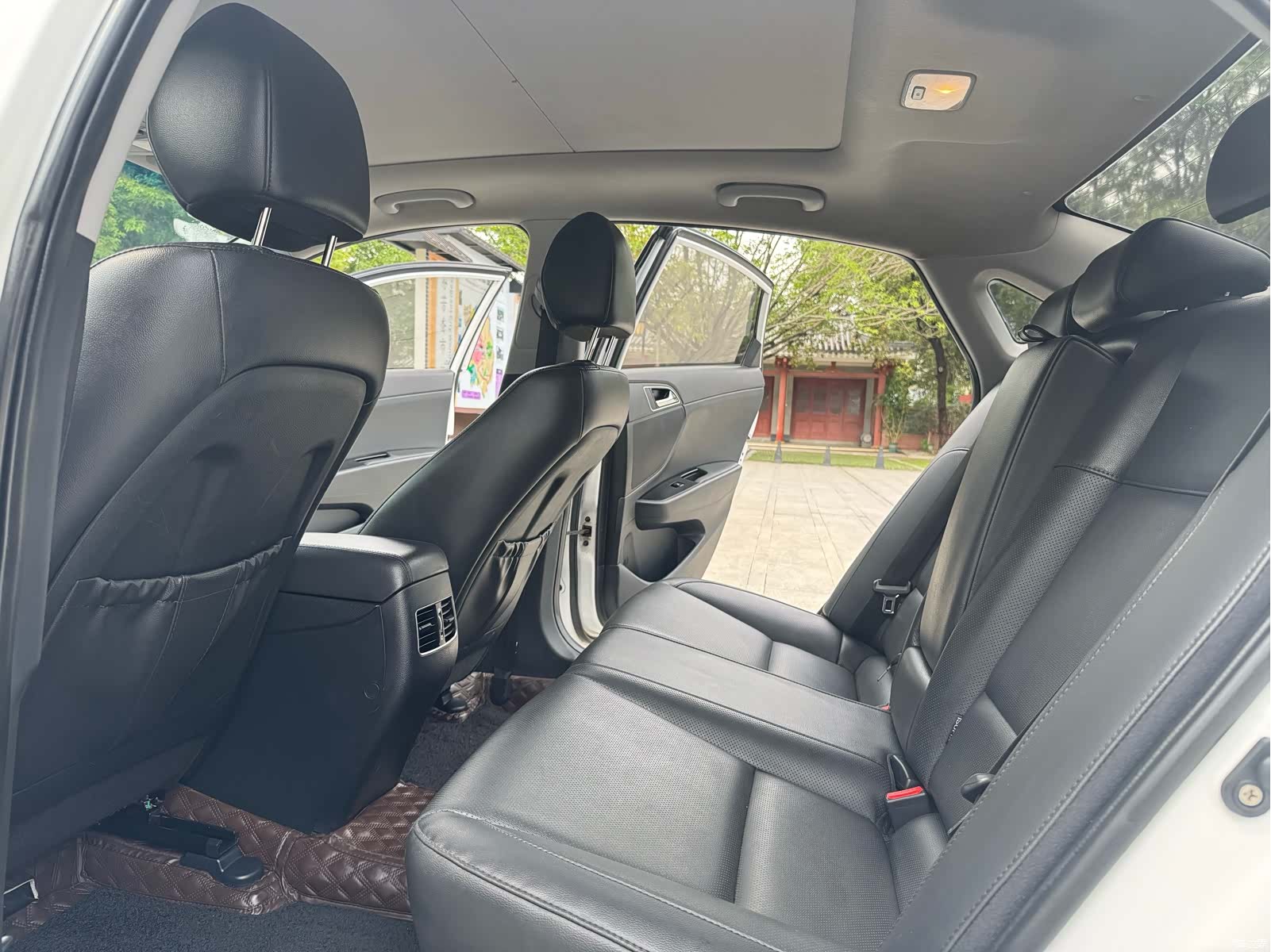 Hyundai GLS, 2017 9