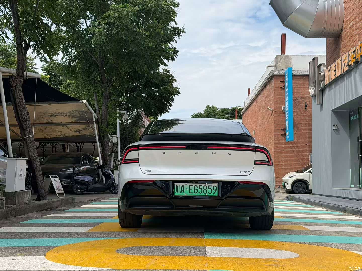 Xpeng P7, 2024 8