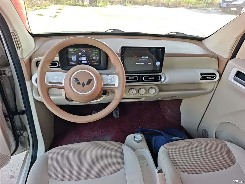 Wuling MINIEV, 2025 10