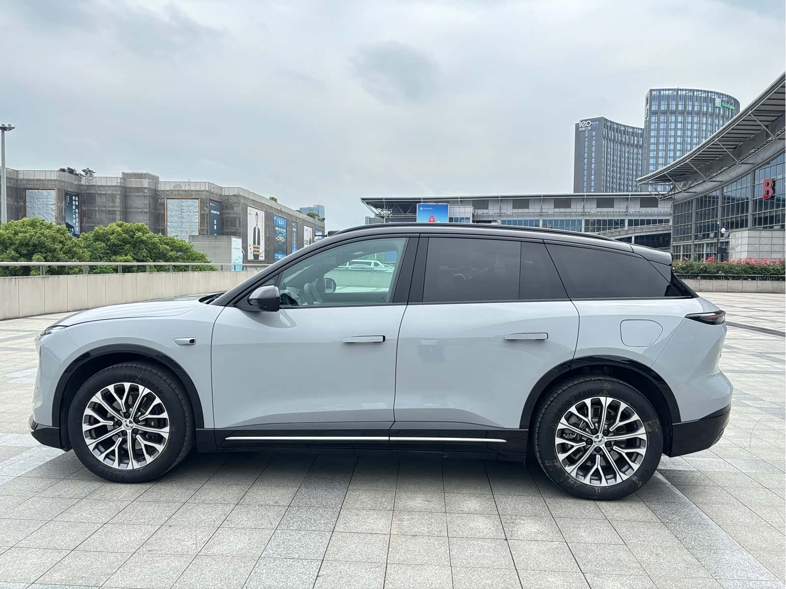 NIO ES6, 2026 8