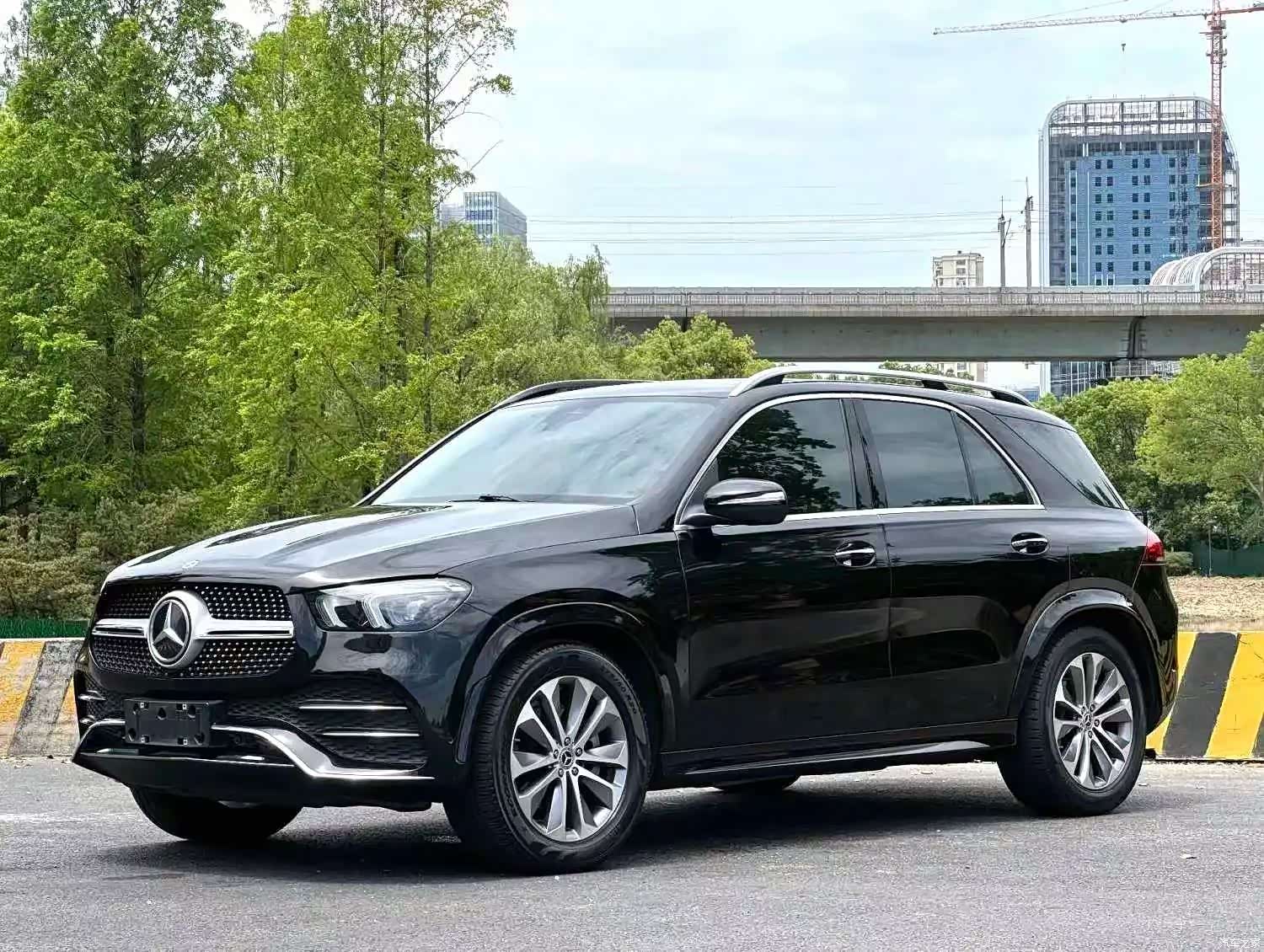 Mercedes-Benz GLE, 2022 1