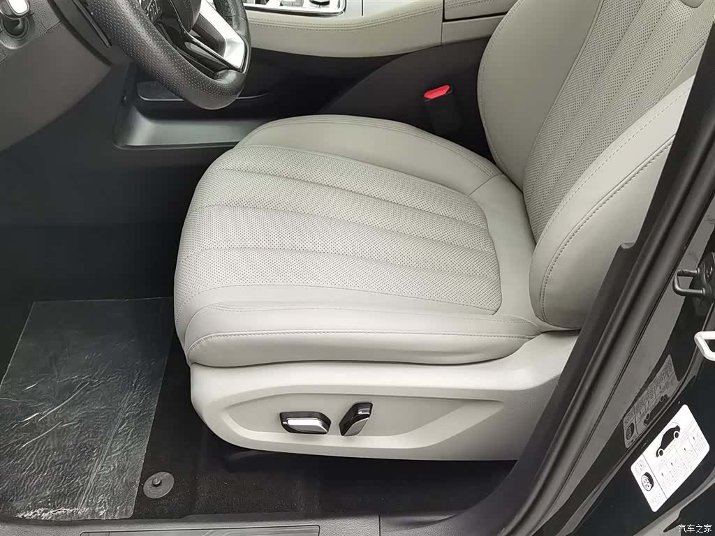 Ford Equator, 2023 20